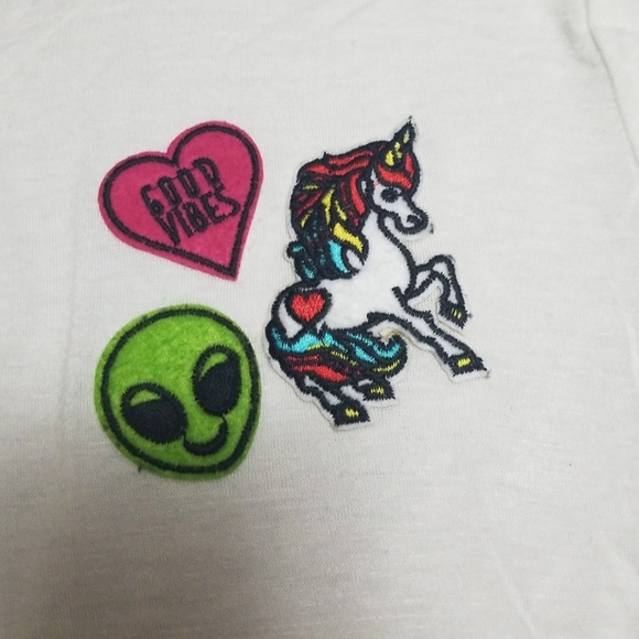 rue 21 t shirt size large (runs small) - Picture 2 of 3